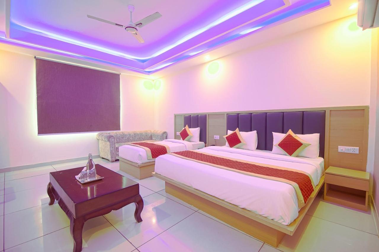 Hotel Del Inn By F9 Hotels - Near Igi Airport Nueva Delhi Exterior foto