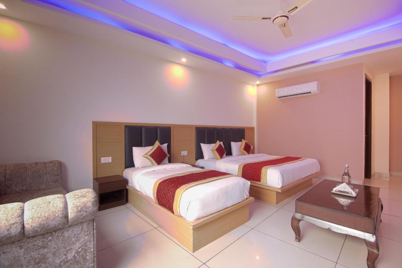 Hotel Del Inn By F9 Hotels - Near Igi Airport Nueva Delhi Exterior foto
